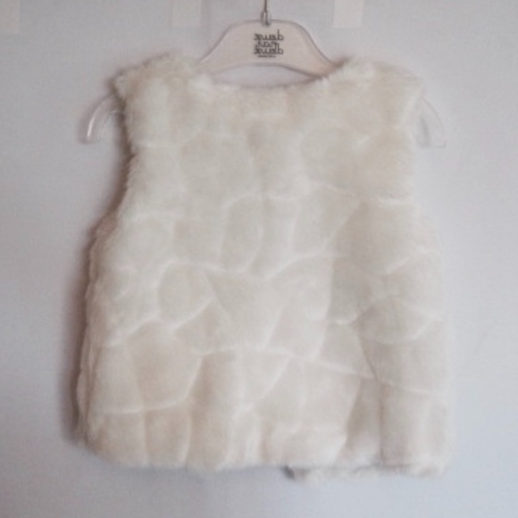 * Host PicK* Lilly Wicket Toddlers Faux Fur Girl's Vest 2T - Picture 2 of 6
